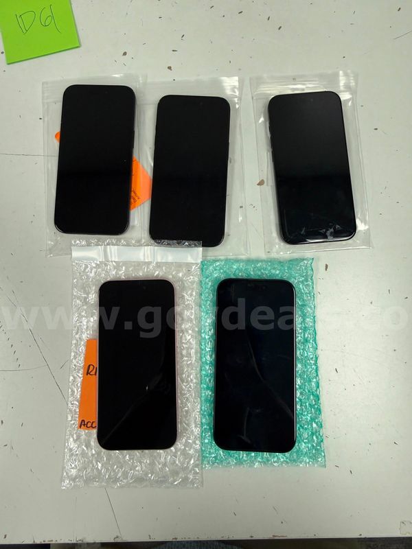 Lot of 5 iPhone 15s - Need Repair