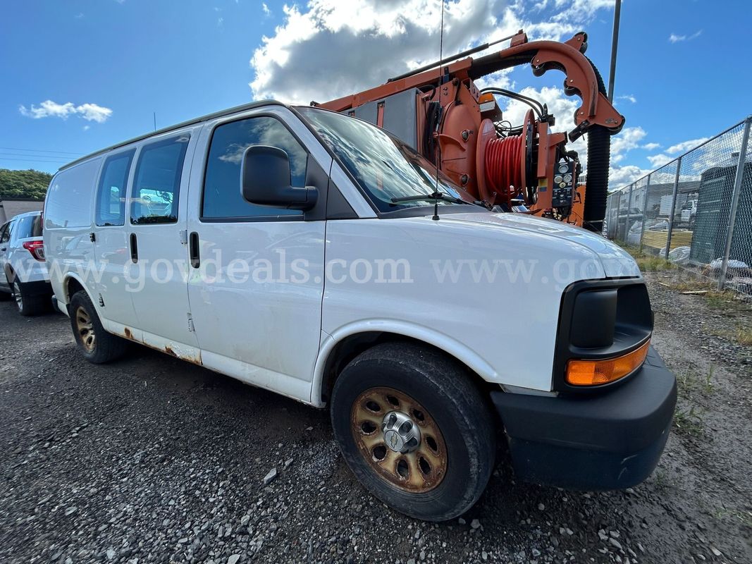 2014 Chevrolet Express Cargo Van