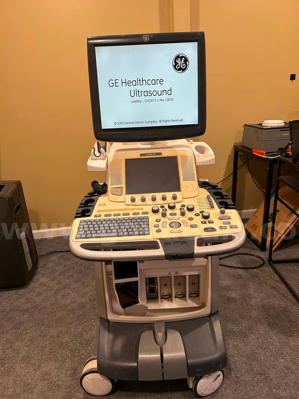 GE LOGIQ E9 Ultrasound SN:106160US5