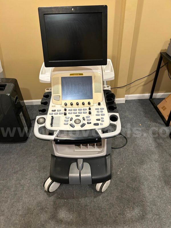 GE VIVID E9 Ultrasound SN: VE91932
