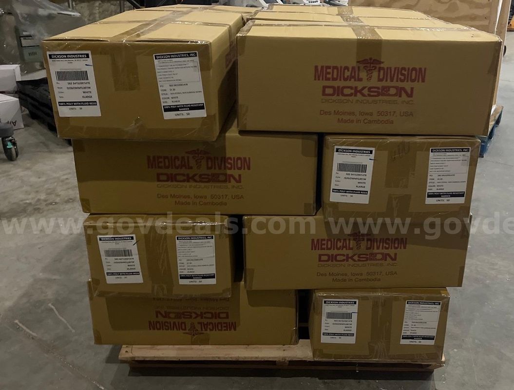 5 Pallets of Reusable Gowns 20 boxes per pallet size M