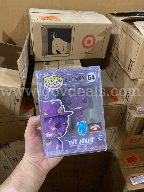 1 Pallet of Funko PoPs! Two Face,Turtle Ninja,Zolavision, Ravanger,Leggings,Bras,Wild fable sweaters,The Nines By Hatch