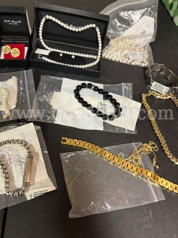List of silver rings, bracelets, earrings, pearl necklaces, and various accessories
