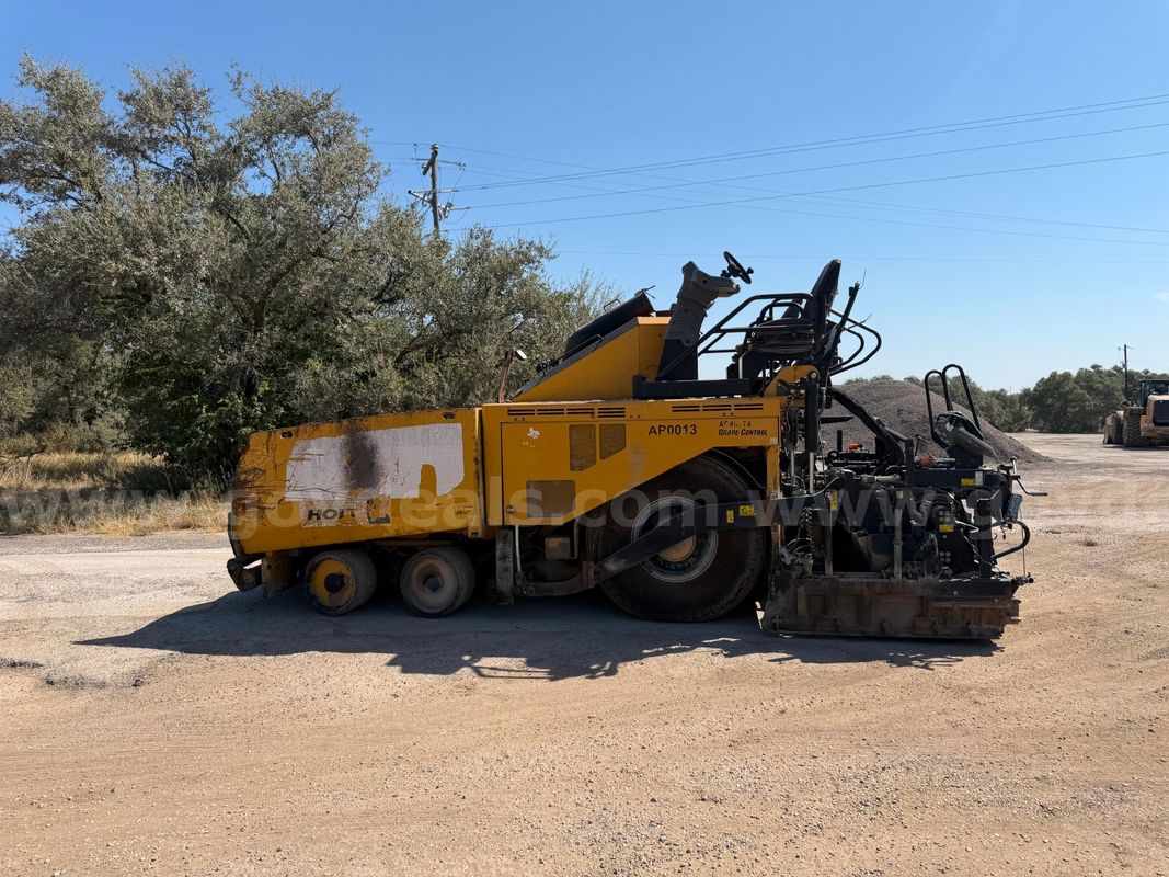2015 Caterpillar AP1000F Asphalt Paver