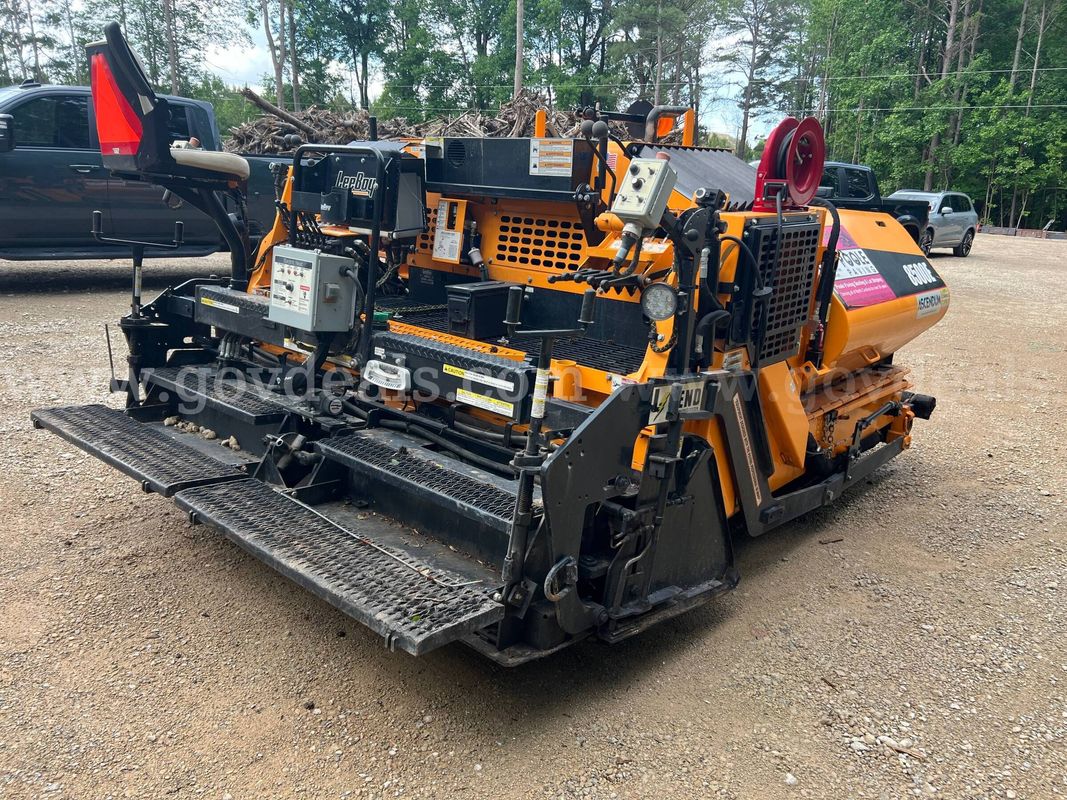 2023 LeeBoy 8500E Crawler Asphalt Paver
