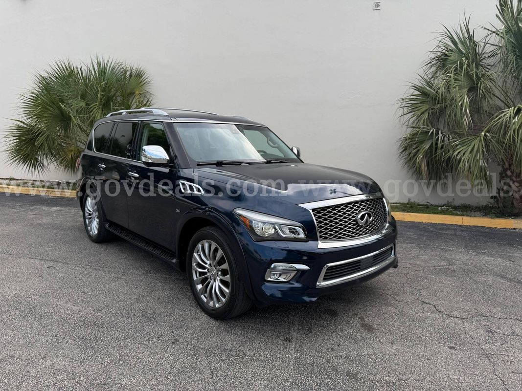 2015 INFINITI QX80 4D SUV
