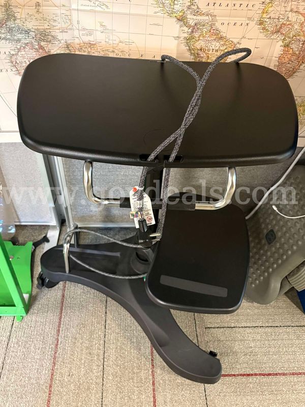 Adjustable Height Mobile Standing Desk