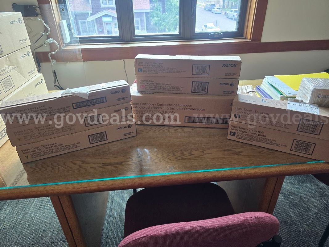 Xerox Toner Cartridges (Lot of 8)