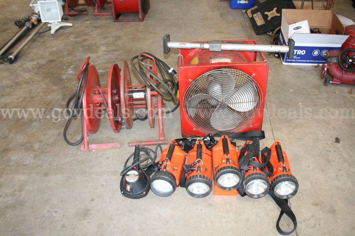 Miscellaneous Equipment Lights and Fan