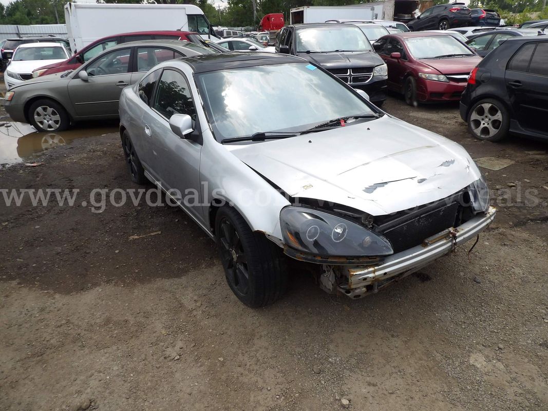 2006 Acura RSX Coupe with 5-speed AT