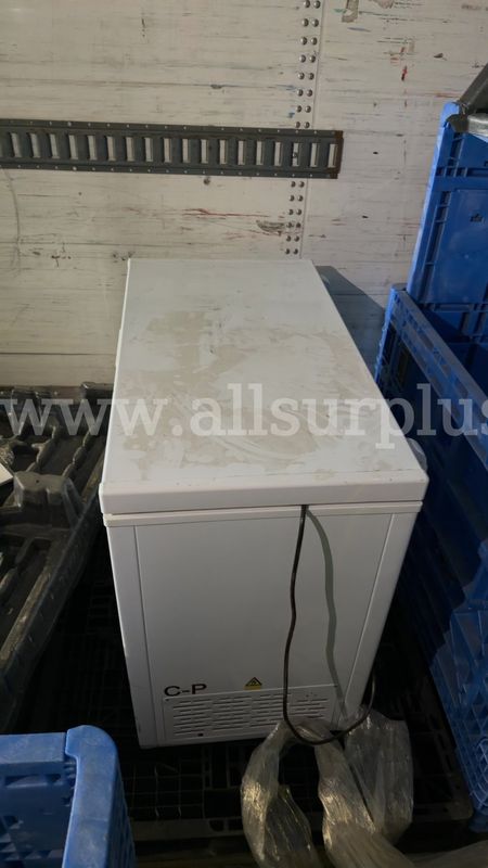 1 Ea. Kitma Solid Top Chest Freezer KWF9007