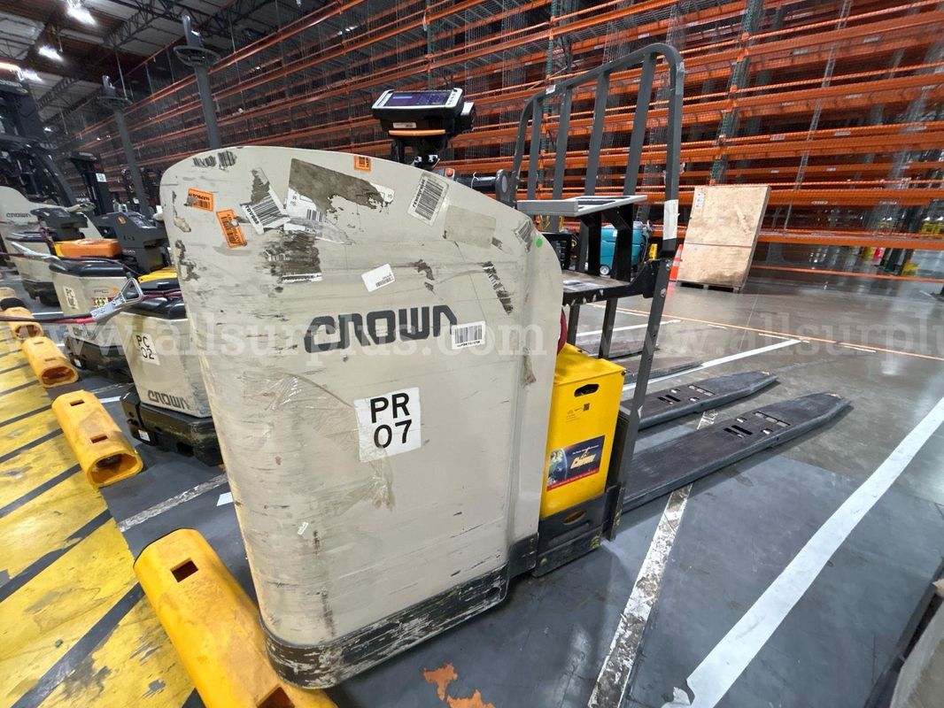 Crown PR4500-80 Electric Forklift