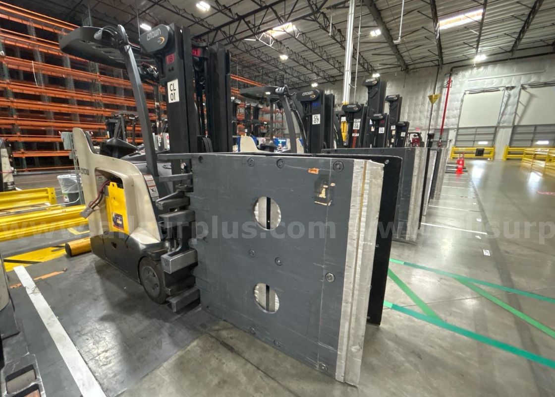 Crown RC 5500 Series Stand-Up Electric Forklift with Carton Clamp