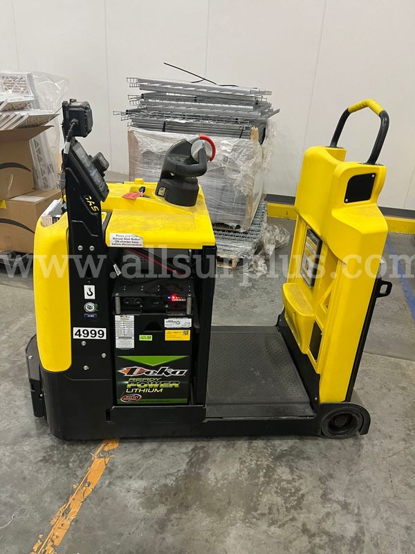 2021 Hyster LO5.0T Electric Ride-On Tow Tractor