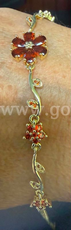NEW Orange Fall Floral Bracelet – Gold-Tone Stainless Steel-CAN BE 6,7, OR 8 INCHES-NEW- FREE SHIPPING