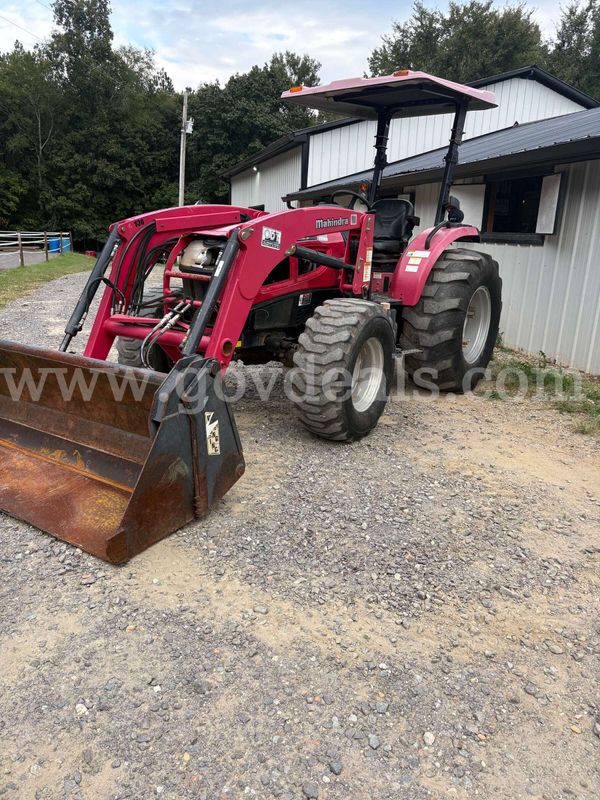 Mahindra 5035 Tractor