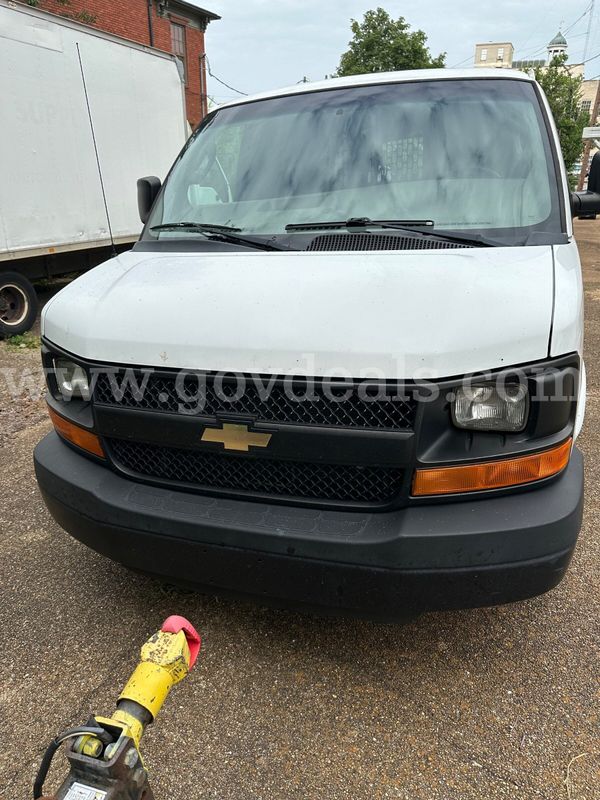 2016 Chevrolet Express 2500 Cargo Van – 117,000 Miles