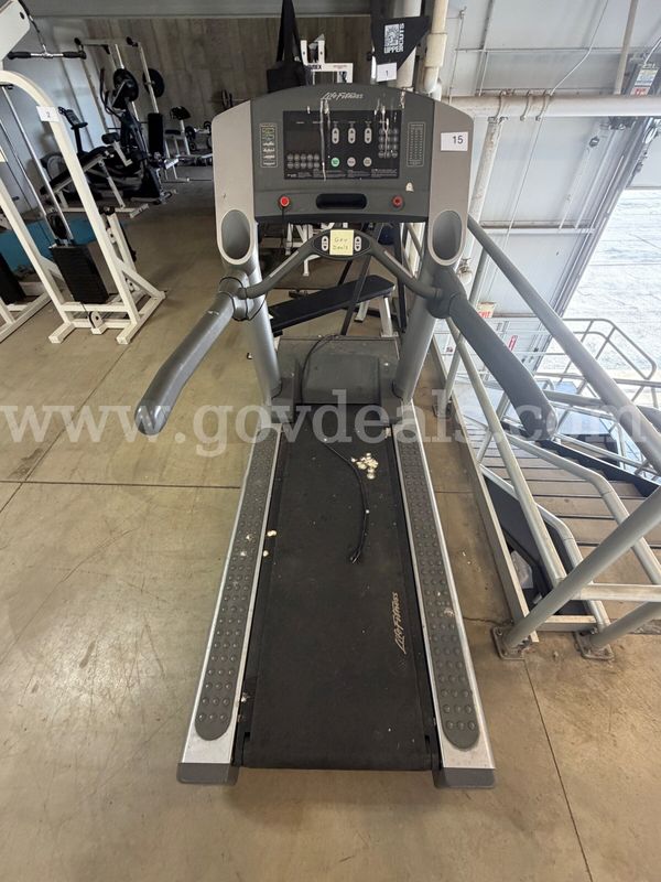 Life Fitness Treadmill