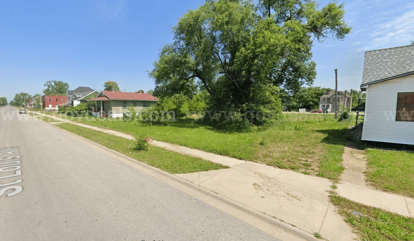 0.24-Acre Residential Lot Package in East St. Louis – Excellent Investment Opportunity
