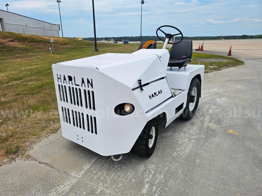 2000 Harlan HTAG50 Bag Tug