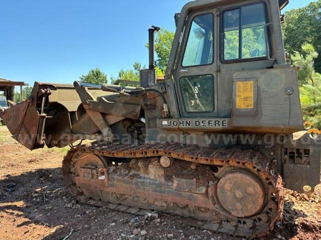 1988 John Deere Crawler Loader