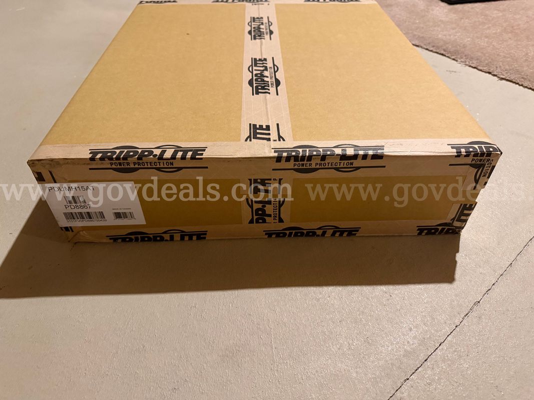 Lot of 23 Tripp Lite PDUMH15AT 8-Outlet Power Distribution Unit 5-15R 120V/15A Brand New