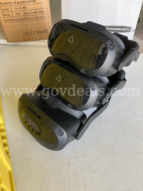 3 - HTC Vive Focus 3 Headsets SHIPPING AVAILABLE