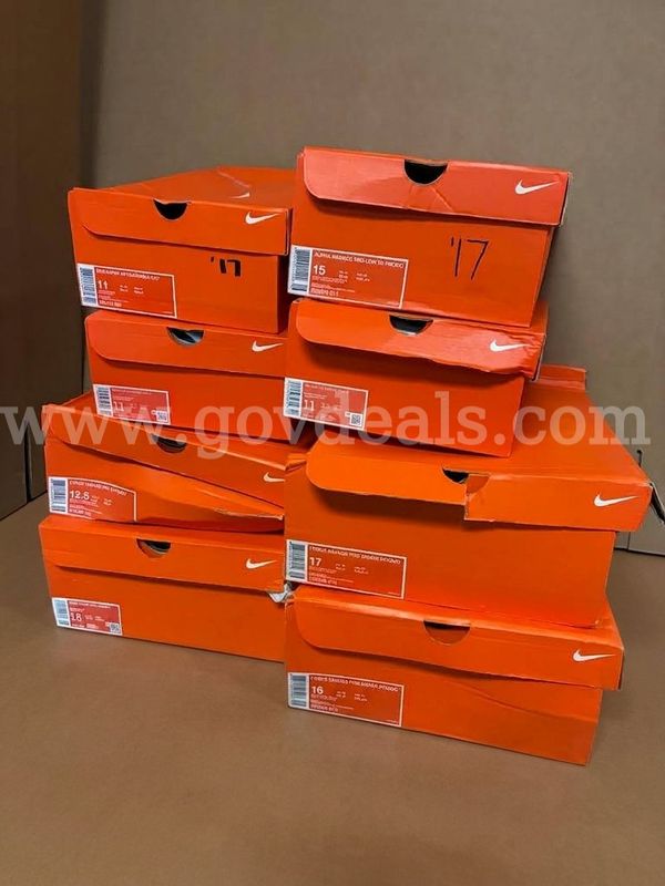 8 Pair - Nike Cleats Various Models and Sizes SHIPPING AVAILABLE