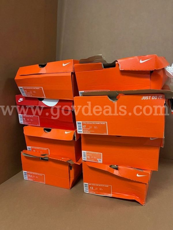 8 Pair - Nike Cleats Various Models and Sizes SHIPPING AVAILABLE