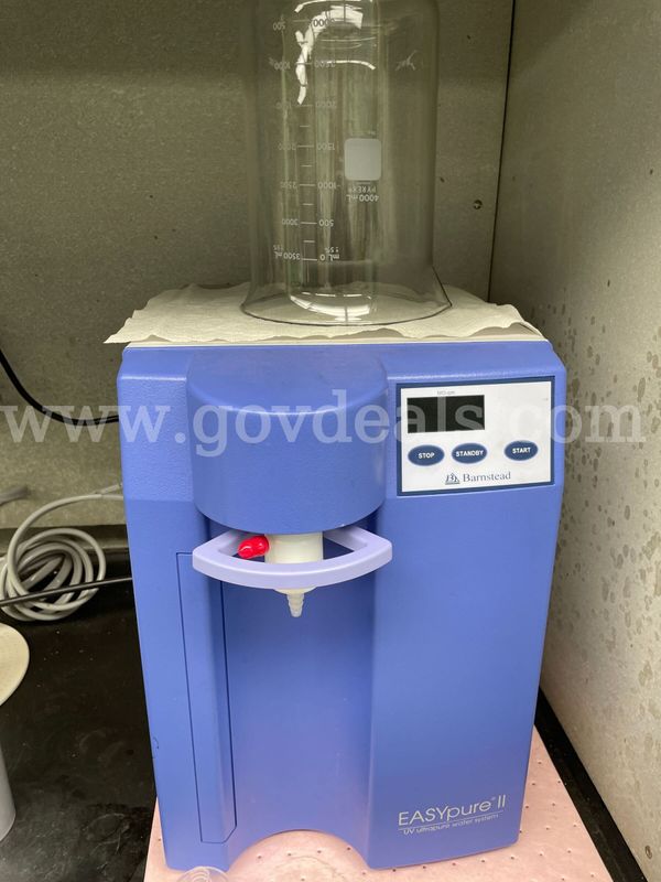 Barnstead EASYpure II UV Ultrapure Water System & M² Innovative Solutions Reverse Osmosis Water Treatment System
