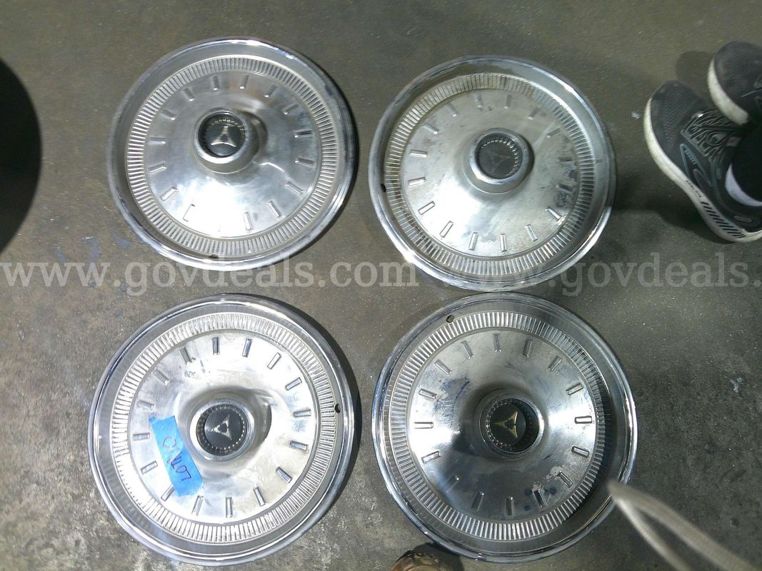 Oem hub caps for 1966 Dodge models Such as corona and dart