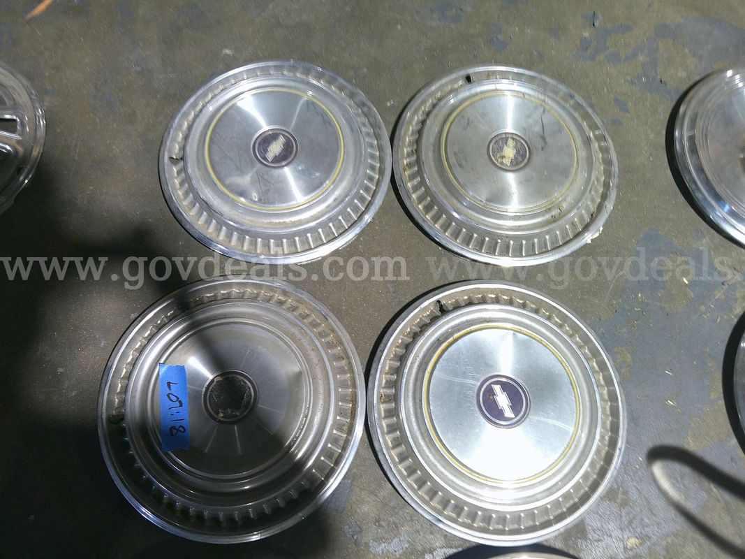 15 inch Chevrolet wheel cover 1975-1991Vintage