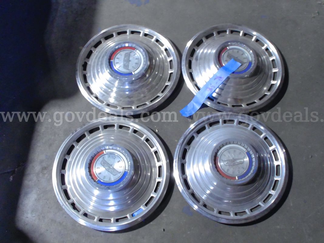14 inch wheel hubcaps
