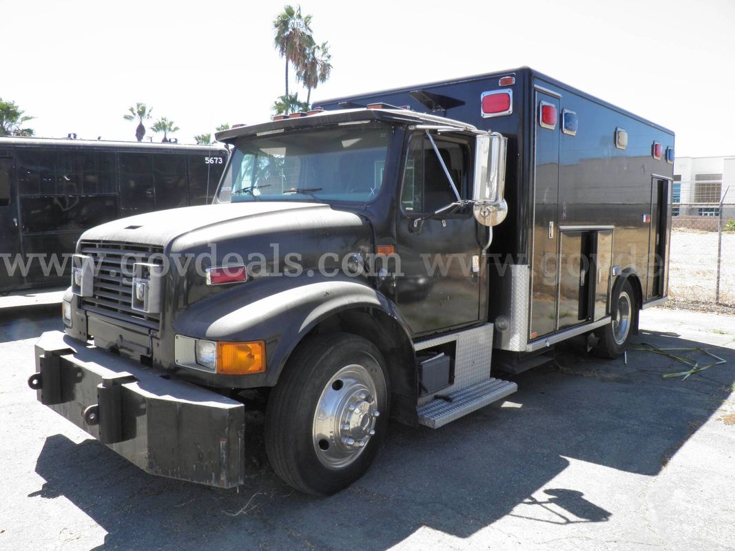 2000 International 4700