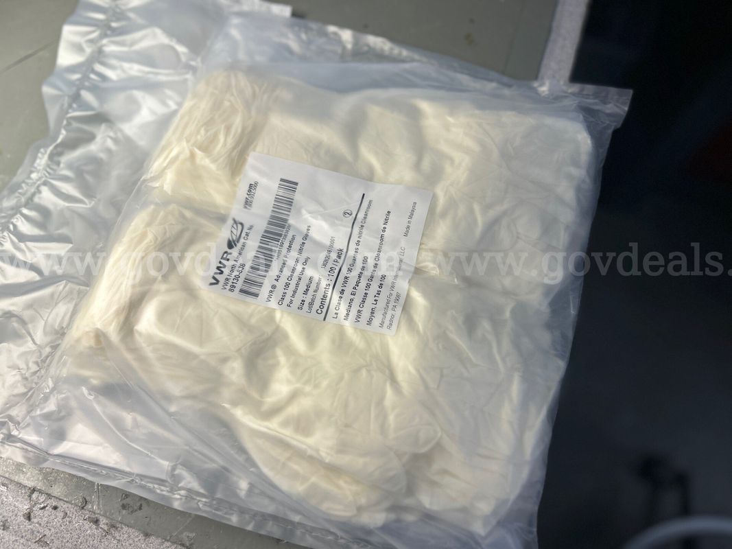 Industrial Cleanroom Gloves (Size MEDIUM) - Price is per case, qty 1000