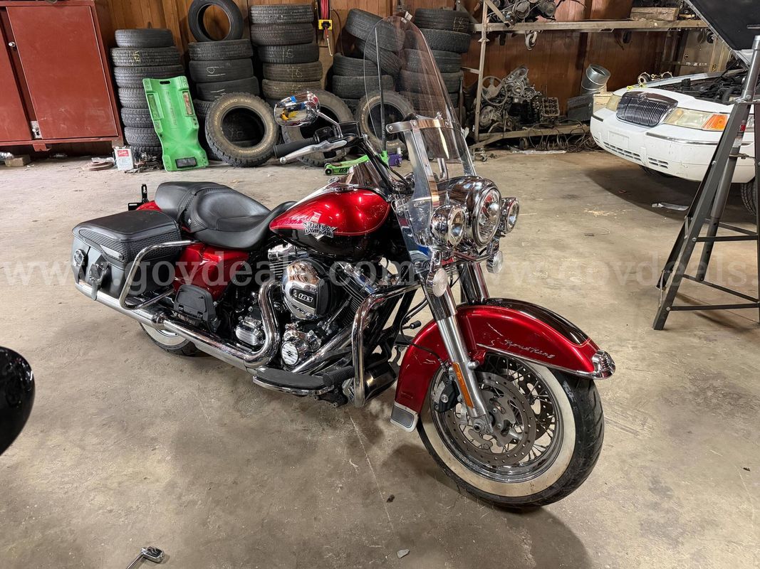 2013 Harley Davidson roadking classic 103ci