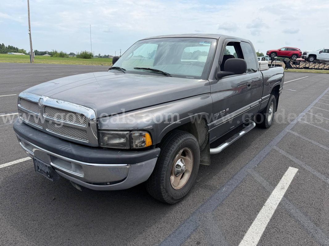 2001 Dodge Ram 1500 Quad Cab Short Bed 2WD