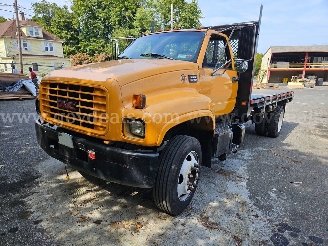 1998 GMC C6500 16FT Flatbed Dump Truck