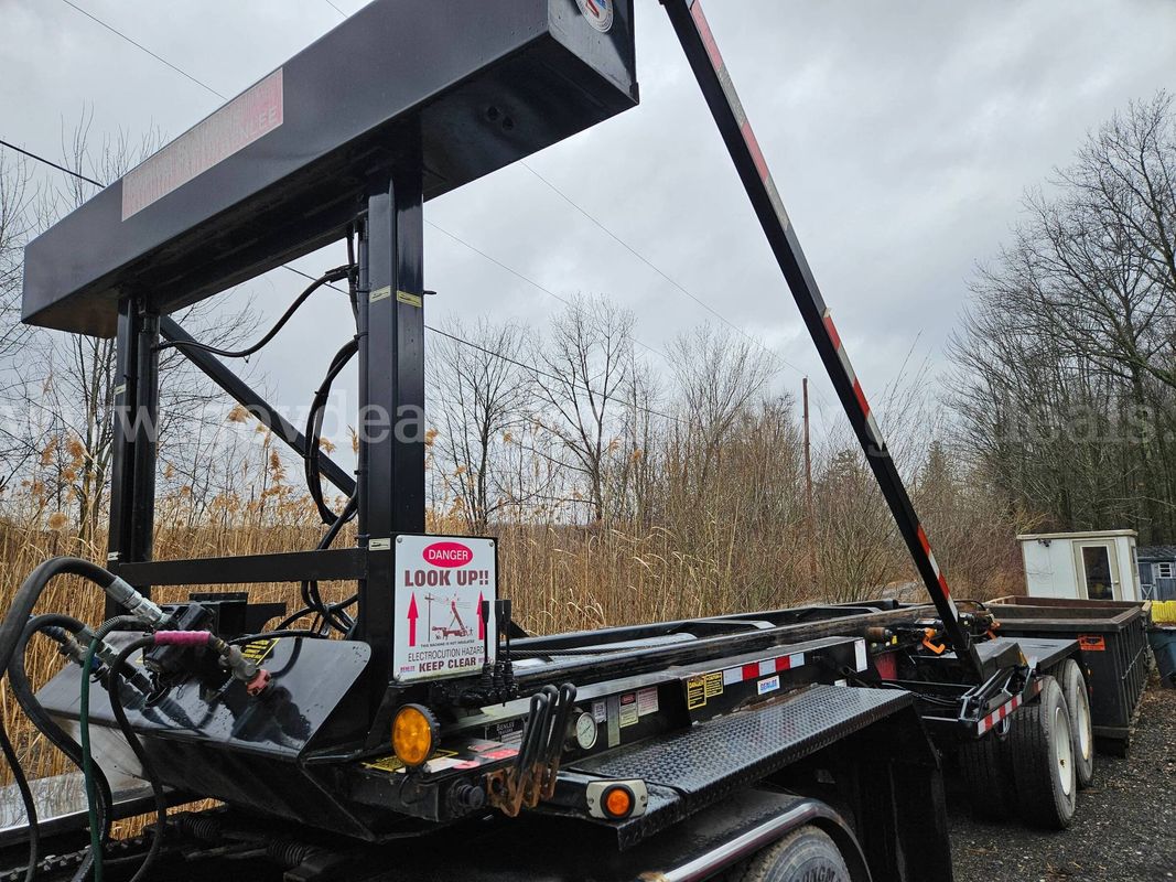 Benlee Roll-Off Trailer