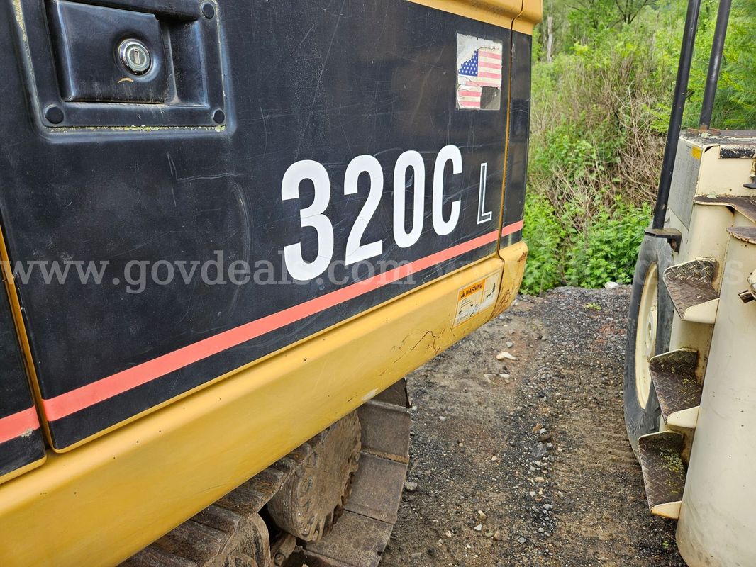 2003 Caterpillar 320CL Excavator