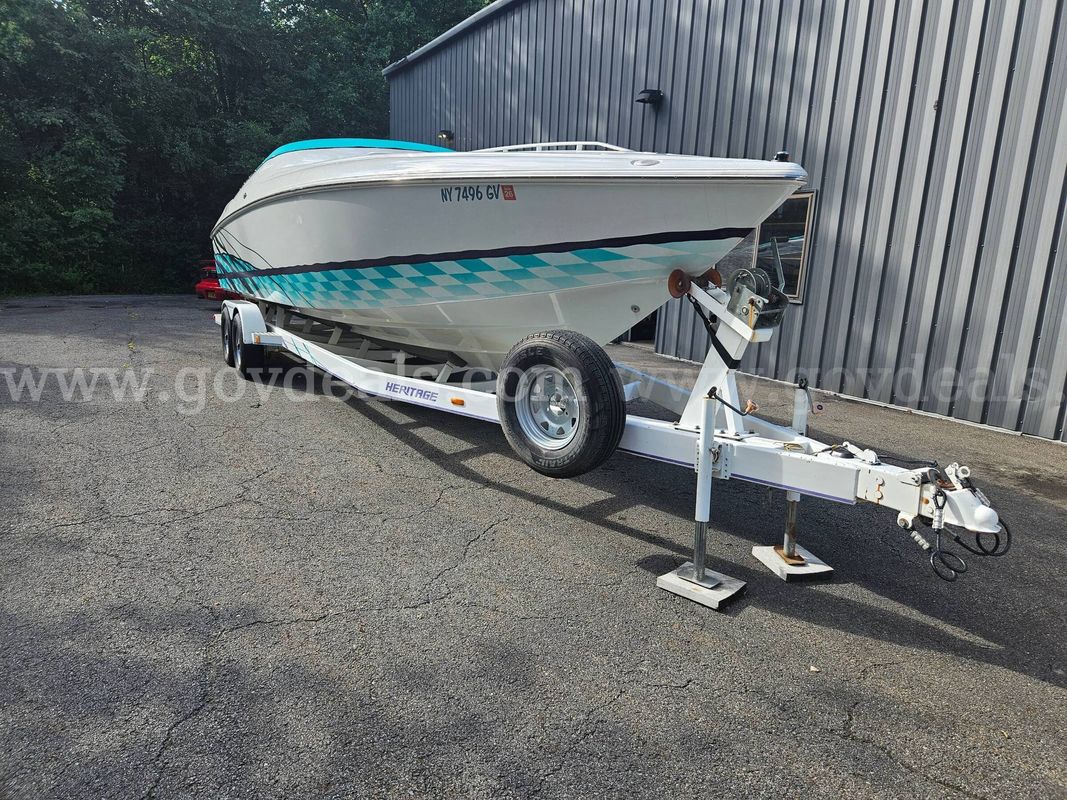 1998 Baja 29FT Boat With Twin 454 Mercruiser Engines
