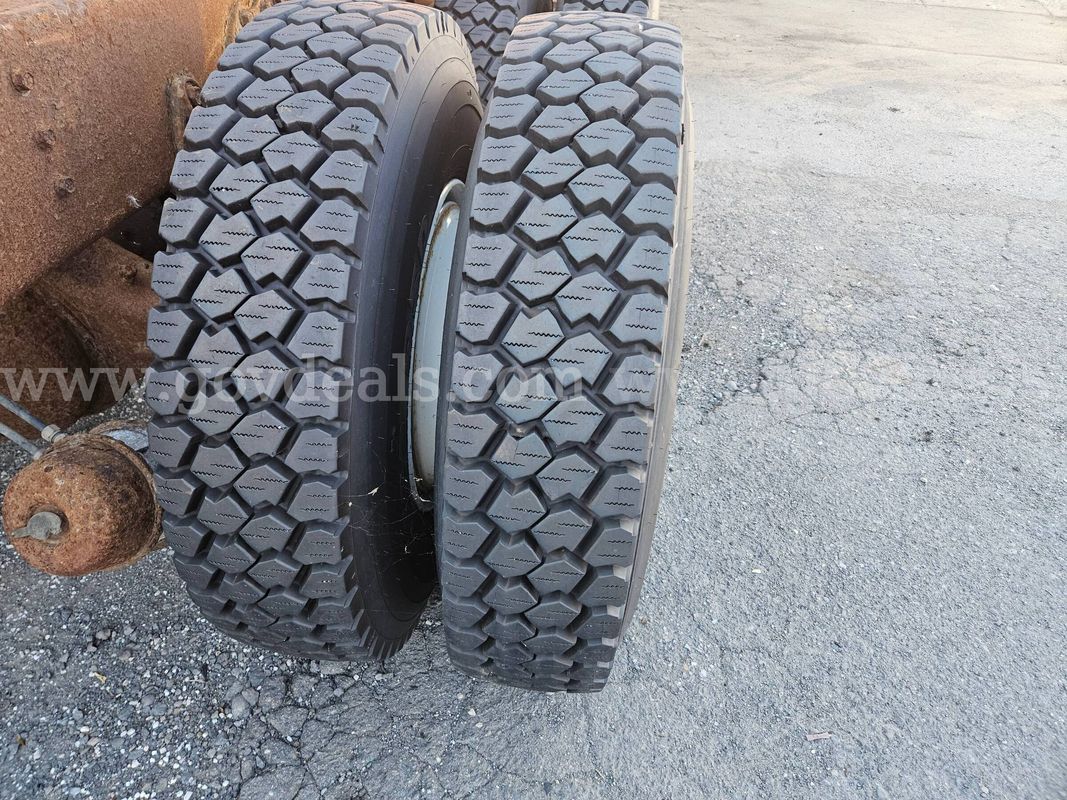 12R22.5 Goodyear G622 RSD Drive Tires On Dayton Rims