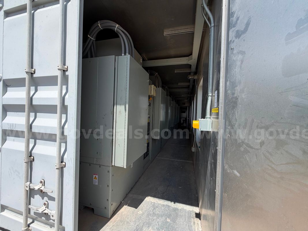 S&C electric E-House containers 15 Mva with Sqaure D Masterpact Breakers