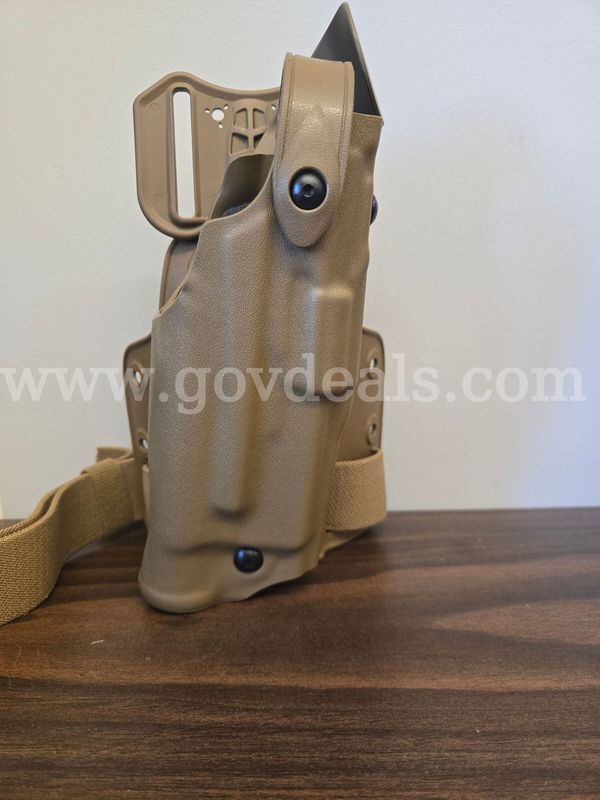 The Safariland 6304 drop-rig tactical holster