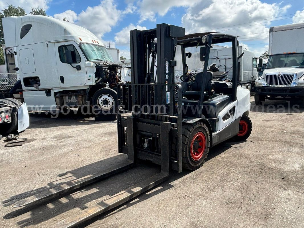 2026 Bobcat D55C-9 12,000 lb Diesel Pneumatic Tire Forklift