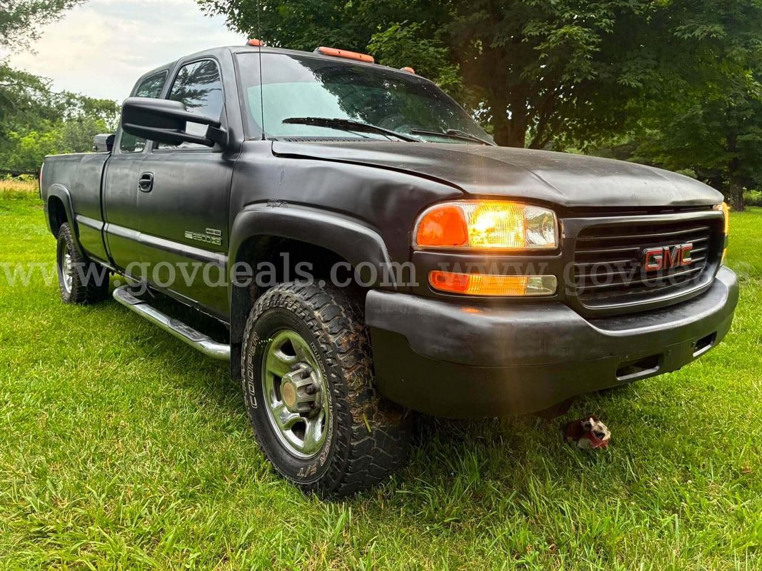 2002 GMC Sierra 2500HD 6.6 Duramax Turbo Diesel