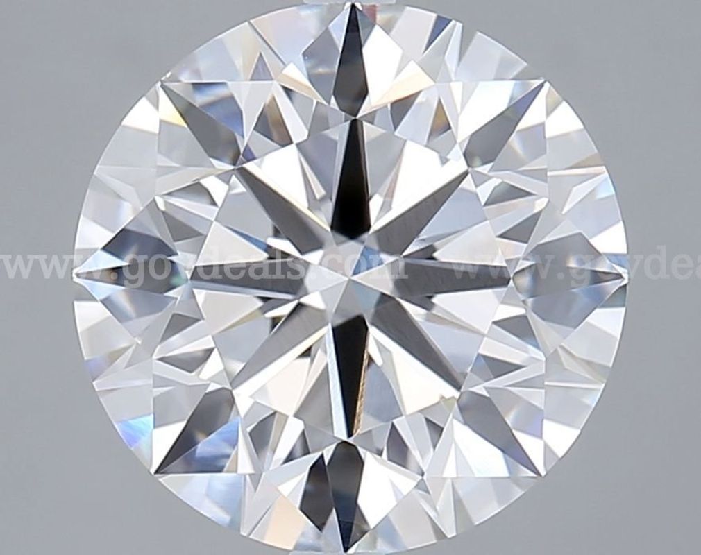 4.99 Ct IGI Lab Grown Round Diamond VVS