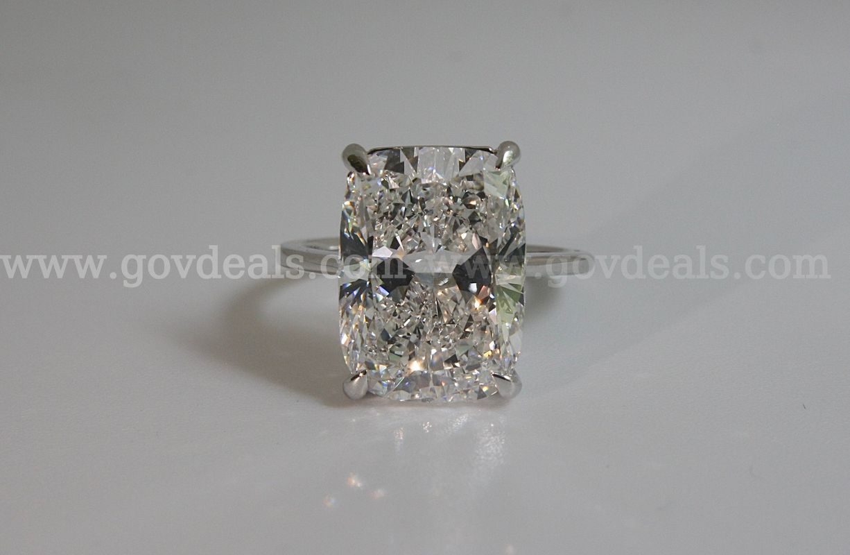 14K Gold 8.18 Carat Diamond Ring With IGI Certificate