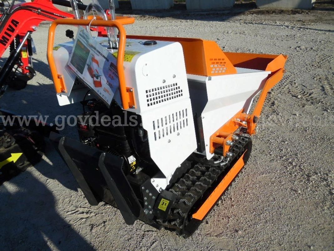 Land Hero LDH-MCD500 Stand-On Self-Loading Mini Crawler Dumper