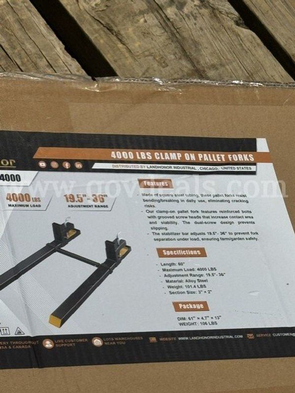 LandHonor Clamp-On Pallet Forks — 60" — Adjustable Stabilizer Bar — 4,000 lb Capacity — Heavy Duty — Brand New/Unused